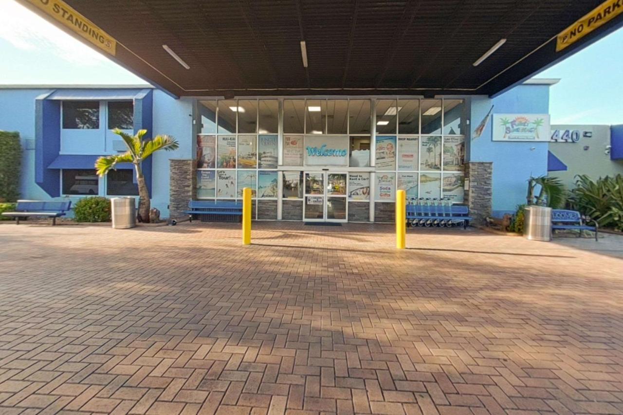 Rodeway Inn & Suites Fort Lauderdale Airport & Cruise Port Dania Beach Exterior photo