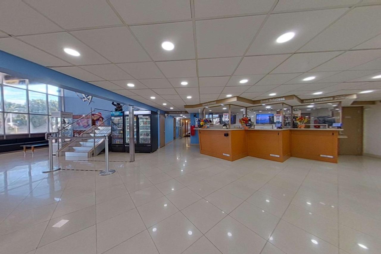 Rodeway Inn & Suites Fort Lauderdale Airport & Cruise Port Dania Beach Exterior photo