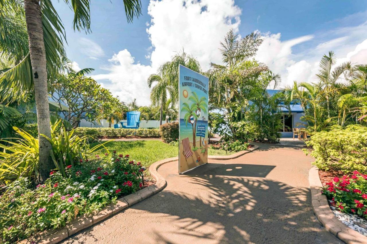 Rodeway Inn & Suites Fort Lauderdale Airport & Cruise Port Exterior photo